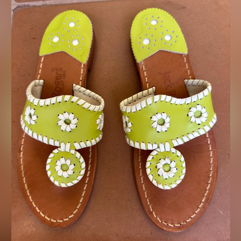 Jack Rogers women’s Jack Lime Green Floral Sandals size 6